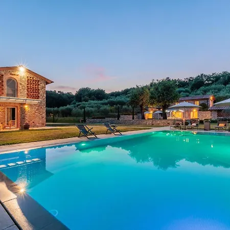Nonno Giulivo Farmhouse, With Private Pool Capannori