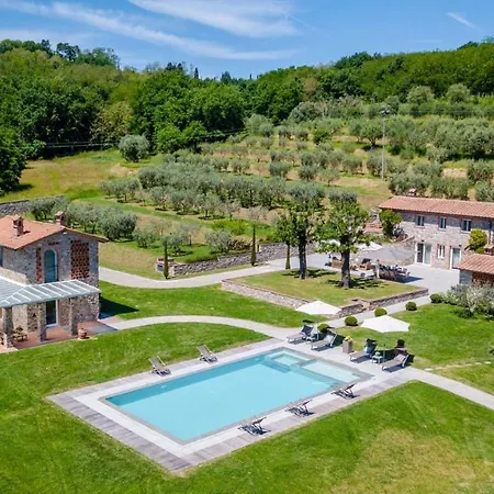 Nonno Giulivo Farmhouse, With Private Pool Capannori
