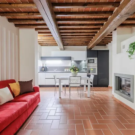 Nonno Giulivo Farmhouse, With Private Pool Villa Capannori