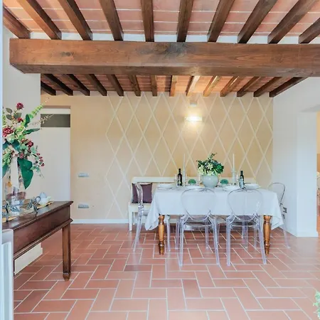 Nonno Giulivo Farmhouse, With Private Pool Capannori