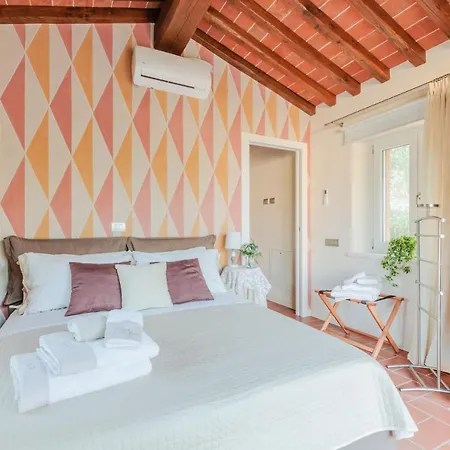 Villa Nonno Giulivo Farmhouse, With Private Pool Capannori
