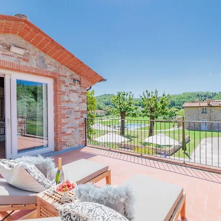 Villa Nonno Giulivo Farmhouse, With Private Pool Capannori