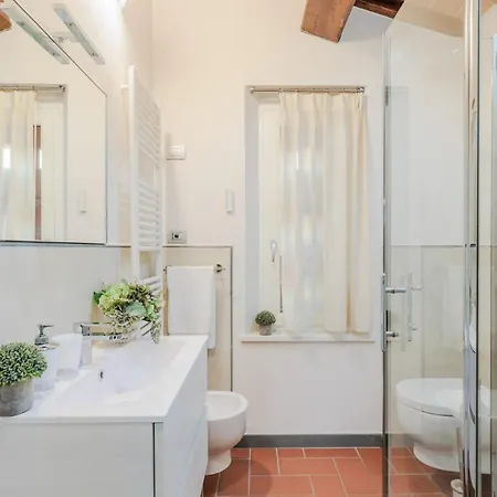 Nonno Giulivo Farmhouse, With Private Pool Villa Capannori